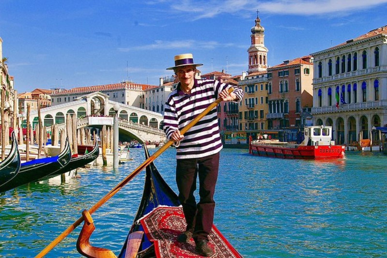 Illustration for: How many licensed gondoliers are there in Venice?